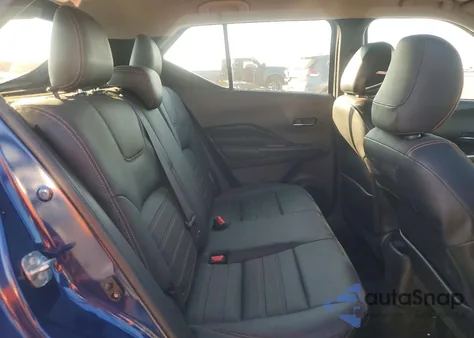 2019 Nissan Kicks Sr из США, поврежденный, VIN 3N1CP5CU7KL491535